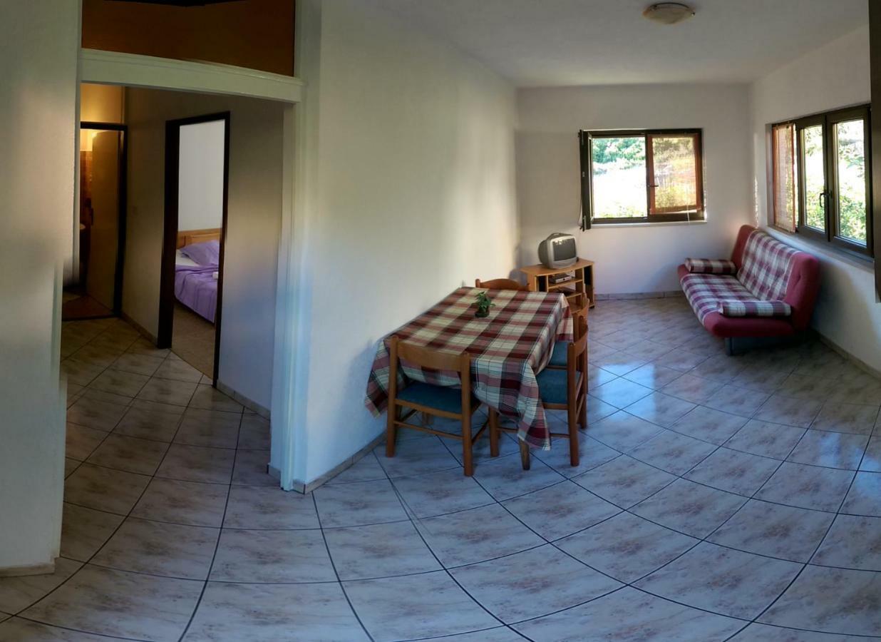 Apartmani Sandro Ivan Dolac Exterior photo