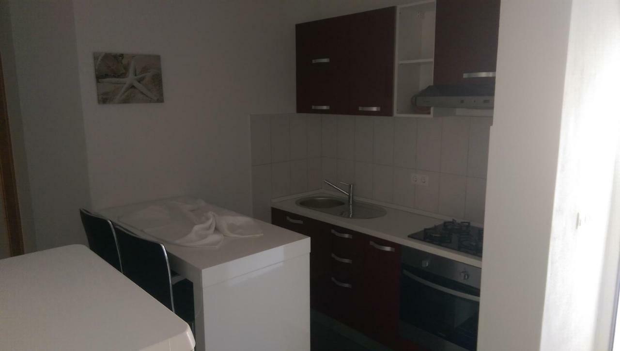 Apartmani Sandro Ivan Dolac Exterior photo